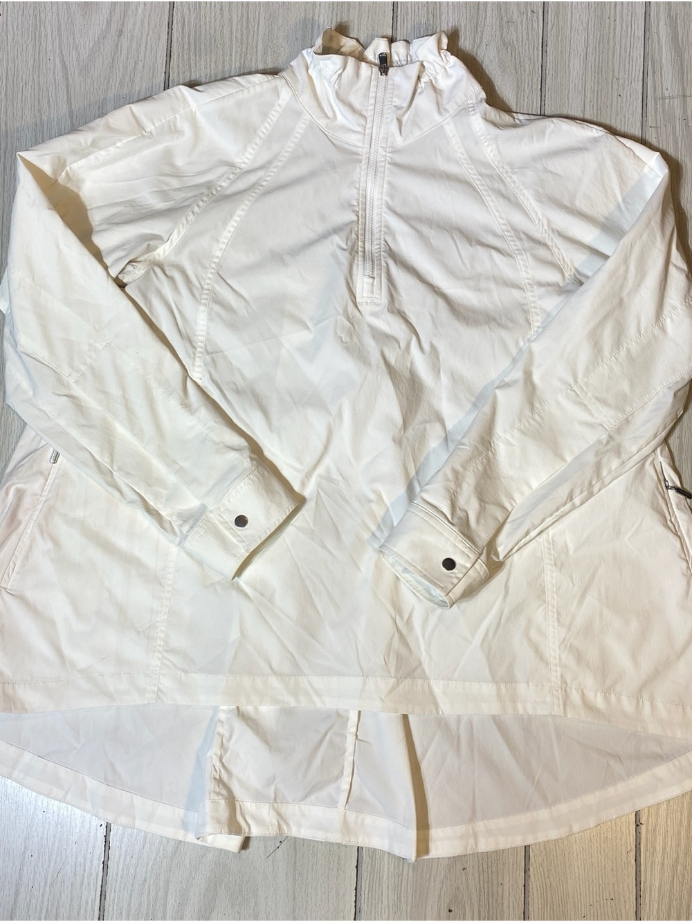 Athleta Advantage Poplin White Ruffle Neck 1/2 Zip Pullover Jacket Size XS